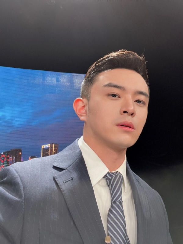 韩哥的第二张照片--南宁相亲服务中心