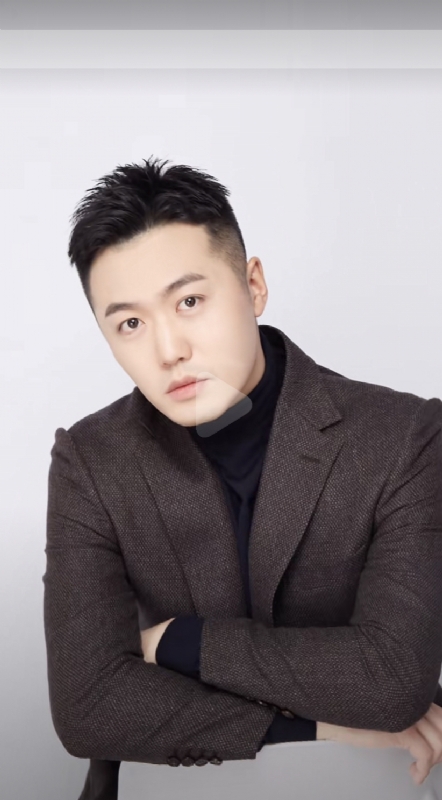 杨天枭的第二张照片--南宁相亲服务中心