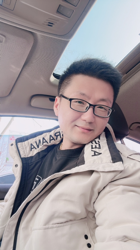 不离不弃的第二张照片--南宁相亲服务中心