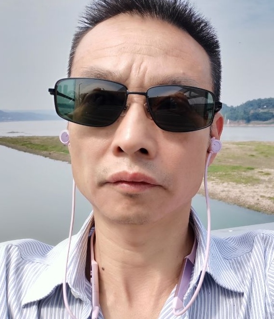 猪哥哥的第二张照片--南宁相亲服务中心