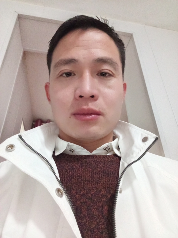 忧伤还是快乐的第一张照片--南宁相亲服务中心