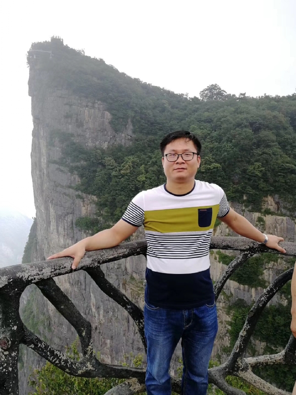 江汉的第一张照片--南宁相亲服务中心