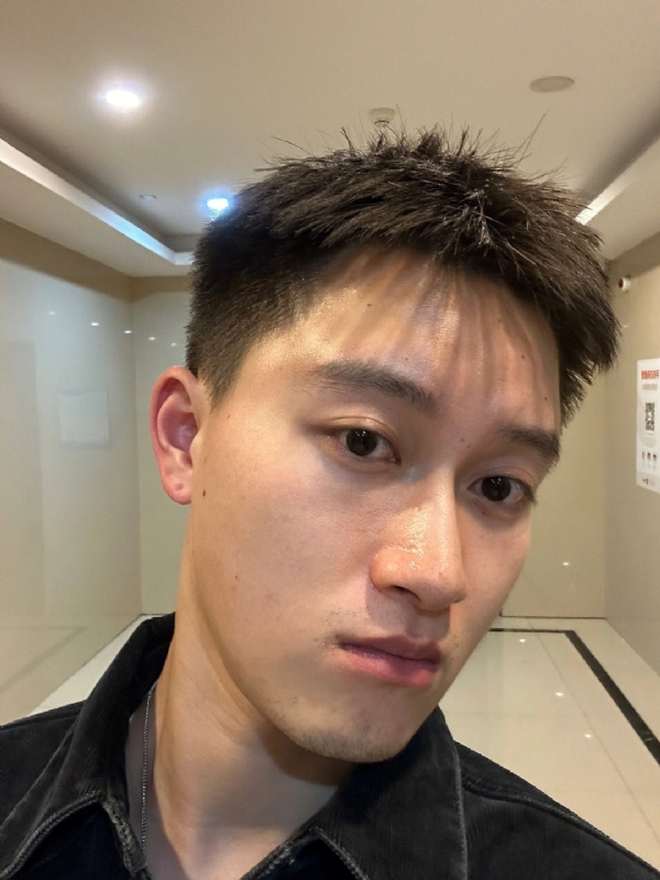 月光之下的第一张照片--南宁相亲服务中心