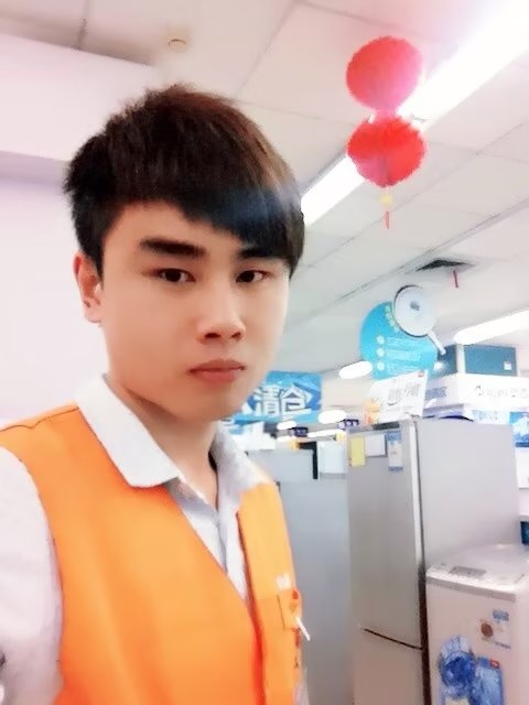 罗自强的第二张照片--南宁相亲服务中心