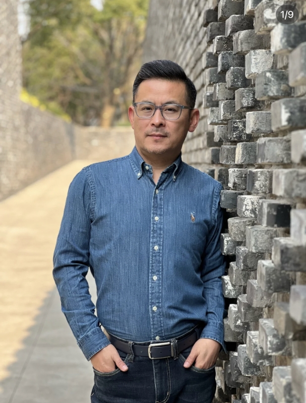 岁月不饶人的第一张照片--南宁相亲服务中心