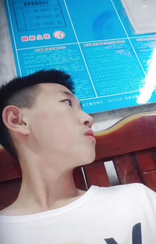 高一名的第一张照片--南宁相亲服务中心