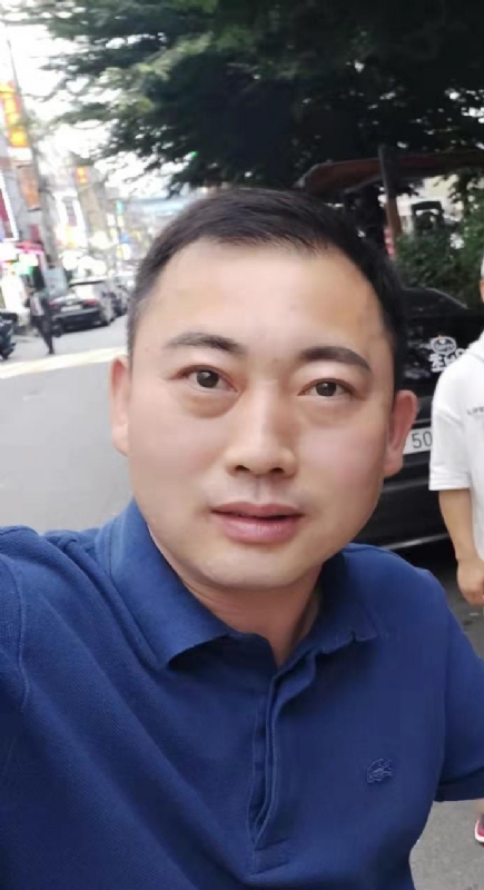 李龙的第二张照片--南宁相亲服务中心