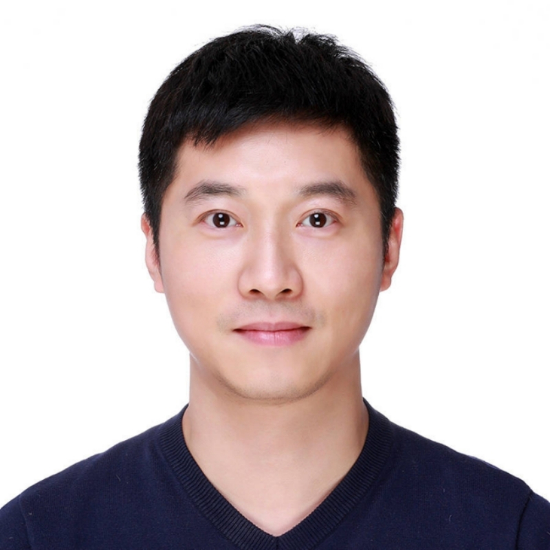 大手牵小手的第一张照片--南宁相亲服务中心