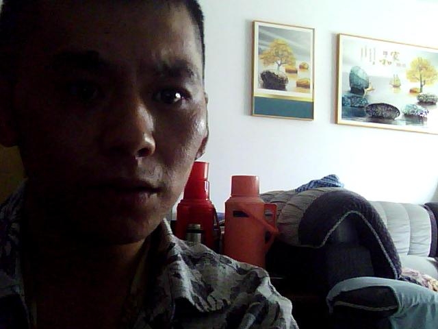 为爱而奋斗的第一张照片--南宁相亲服务中心