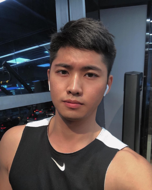 林毅的第一张照片--南宁相亲服务中心