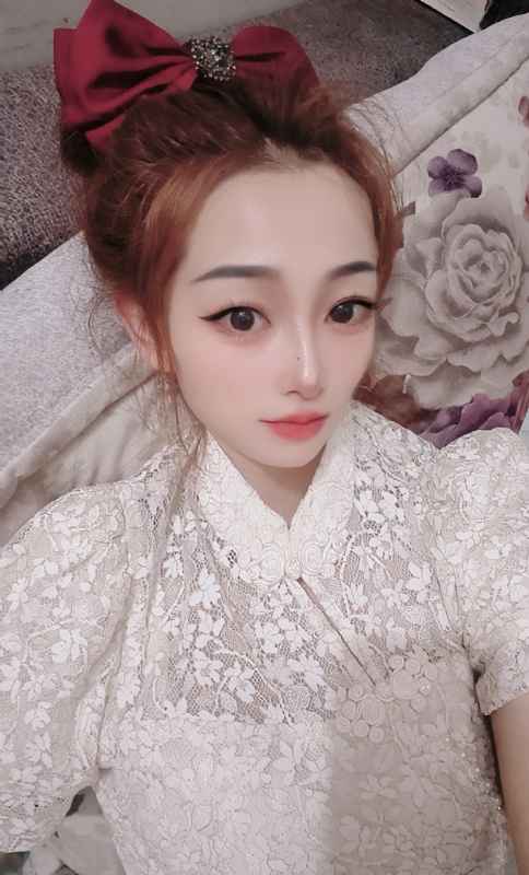 有缘千里来相会的第一张照片--南宁相亲服务中心