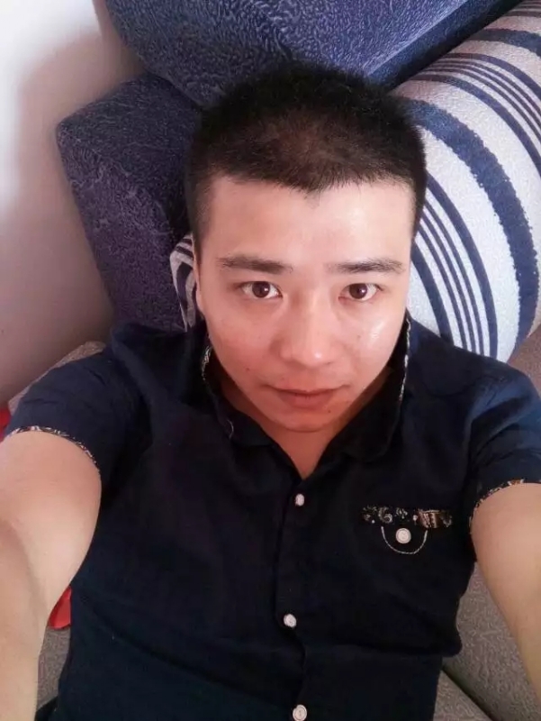 漫步的面包的第一张照片--南宁相亲服务中心