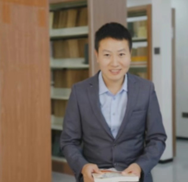 罗梓焜的第二张照片--南宁相亲服务中心