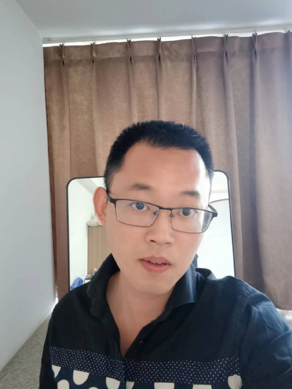 lips11的第一张照片--南宁相亲服务中心