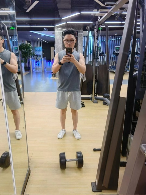 超哥的第二张照片--南宁相亲服务中心