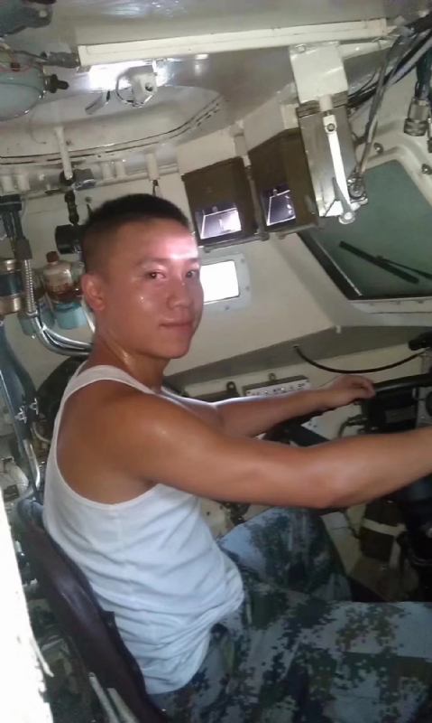 哥哥的第一张照片--南宁相亲服务中心