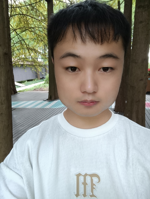 故人似的第一张照片--南宁相亲服务中心