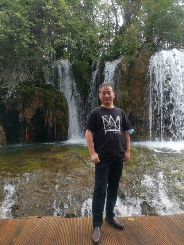 任君君的第一张照片--南宁相亲服务中心