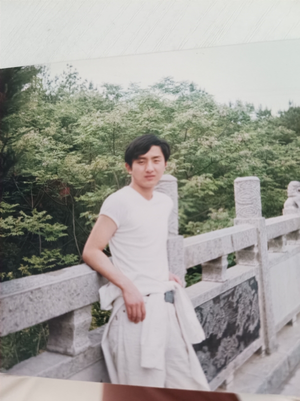 朱琦的第二张照片--南宁相亲服务中心