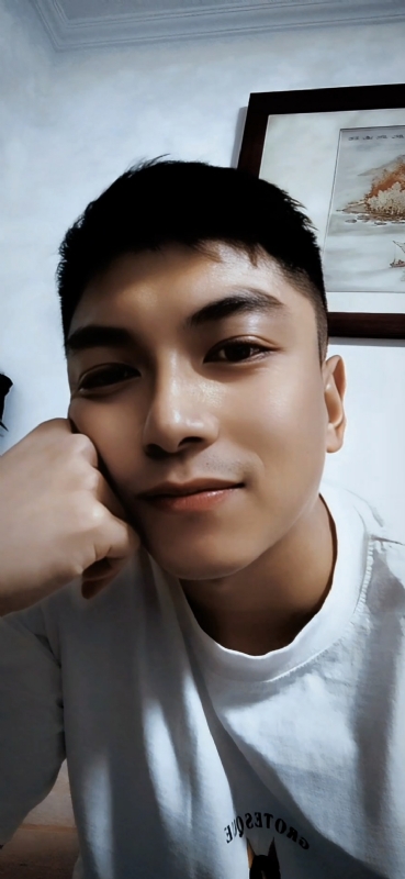 正直的火焰的第二张照片--南宁相亲服务中心