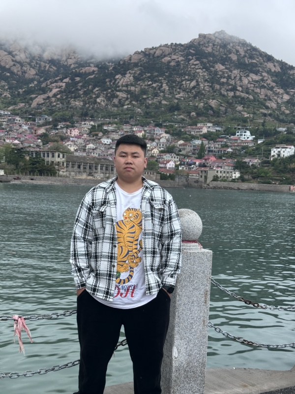 谨慎的第一张照片--南宁相亲服务中心