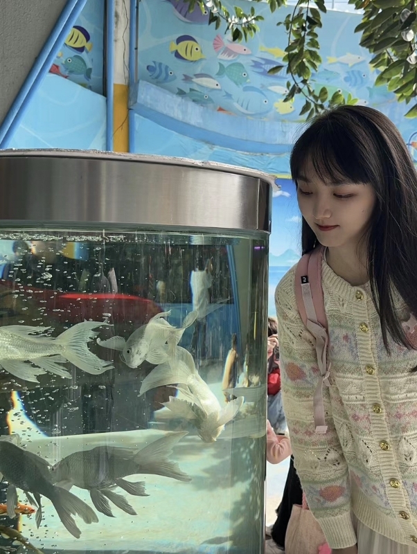 yiyi的第二张照片--南宁相亲服务中心