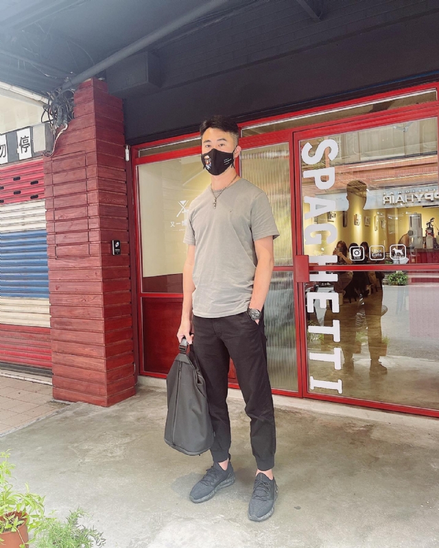 酒商安迪的第一张照片--南宁相亲服务中心