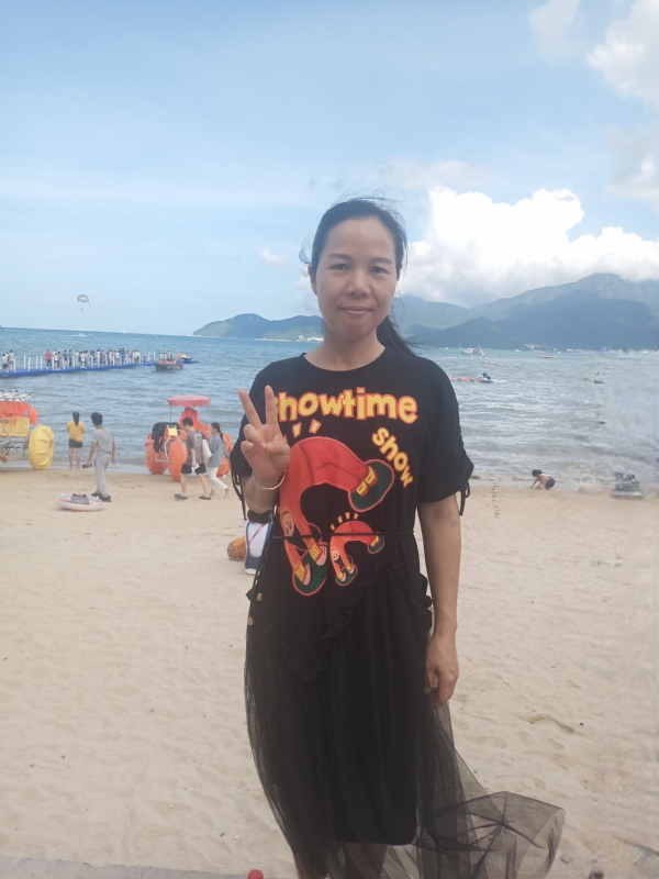 容容的第一张照片--南宁相亲服务中心