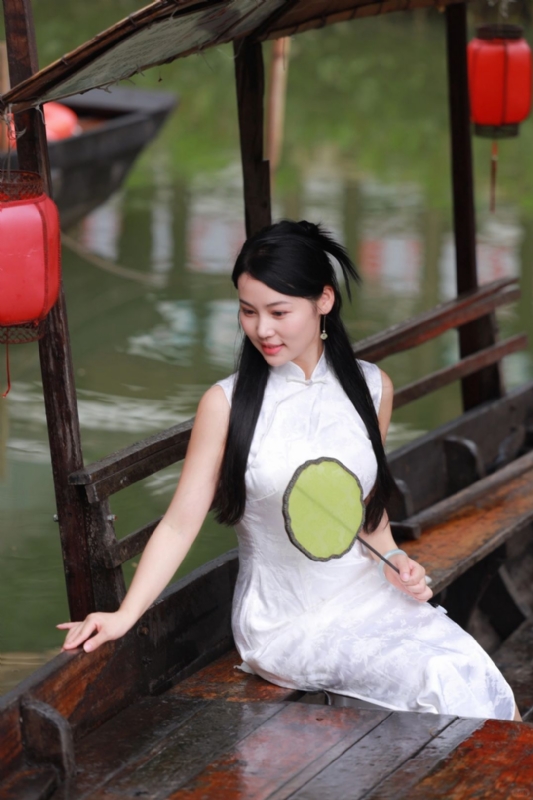 小慧的第二张照片--南宁相亲服务中心