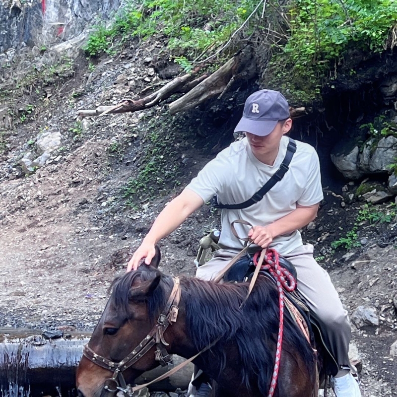 蓦然回首的第二张照片--南宁相亲服务中心