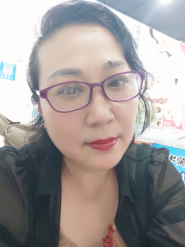 娜财娜福的第一张照片--南宁相亲服务中心