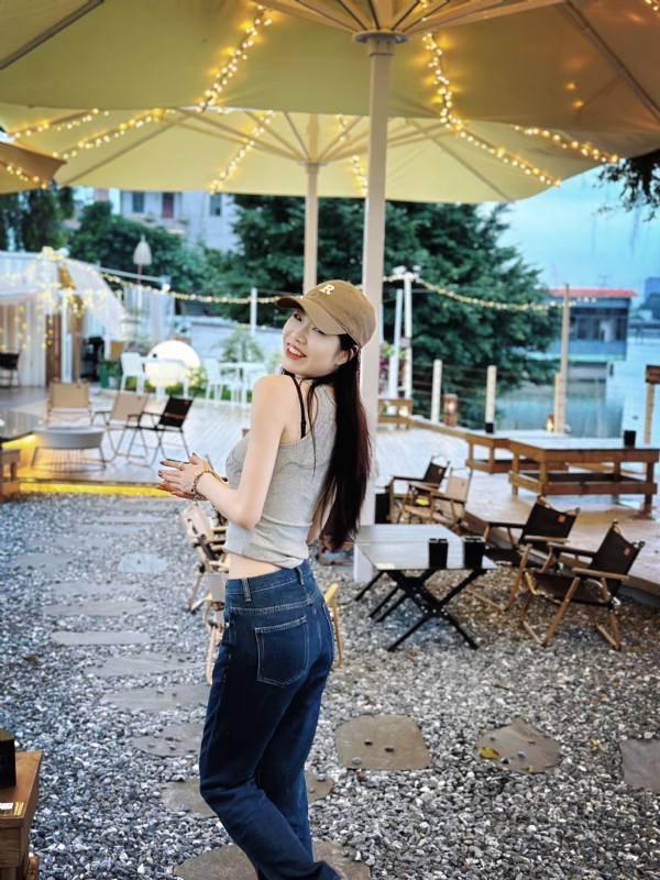 Vicky的第二张照片--南宁相亲服务中心