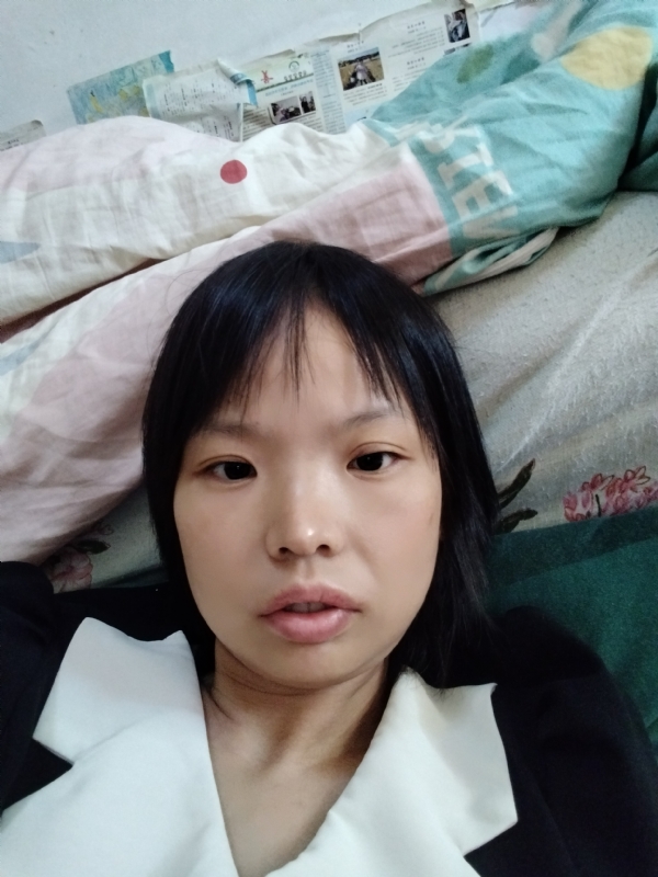 可爱的第三张照片--南宁相亲服务中心