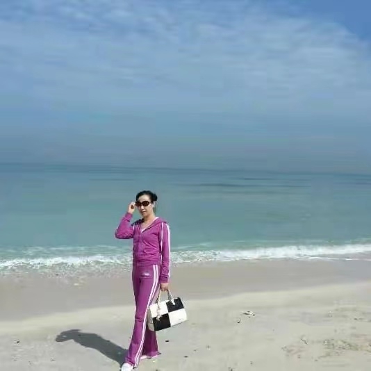 红红的第一张照片--南宁相亲服务中心