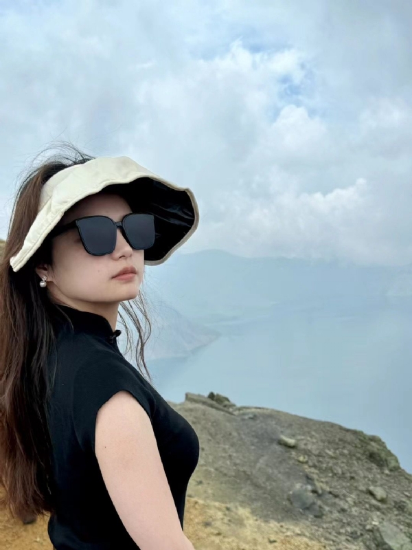 随梦的第一张照片--南宁相亲服务中心