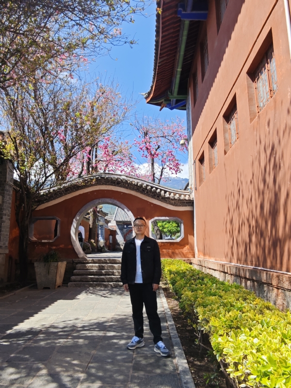 简单的第一张照片--南宁相亲服务中心