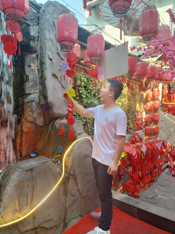 时间不语的第二张照片--南宁相亲服务中心