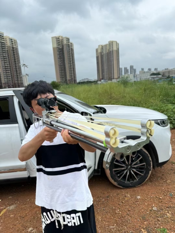 凌其飞的第三张照片--南宁相亲服务中心