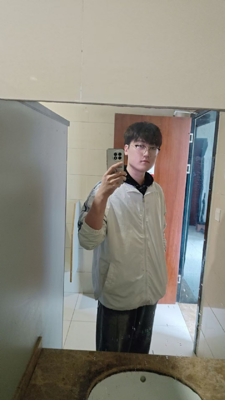 高大毛的第一张照片--南宁相亲服务中心