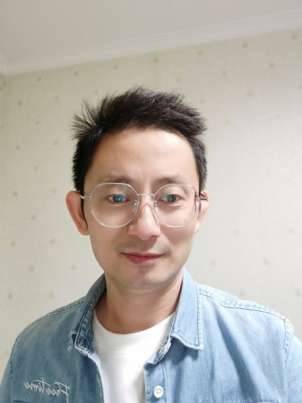 飘逸的第二张照片--南宁相亲服务中心