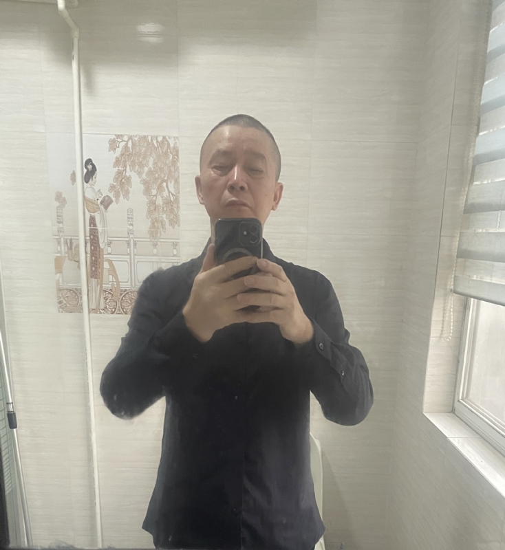 荣哥的第一张照片--南宁相亲服务中心