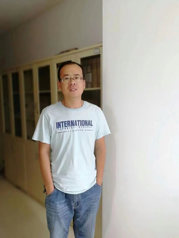 黄土麦田的第一张照片--南宁相亲服务中心