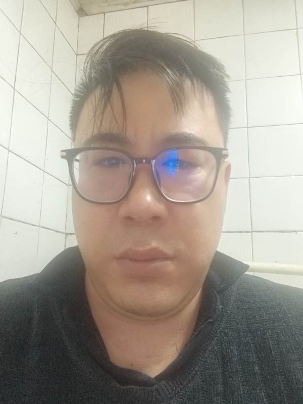 迷失自我的第一张照片--南宁相亲服务中心