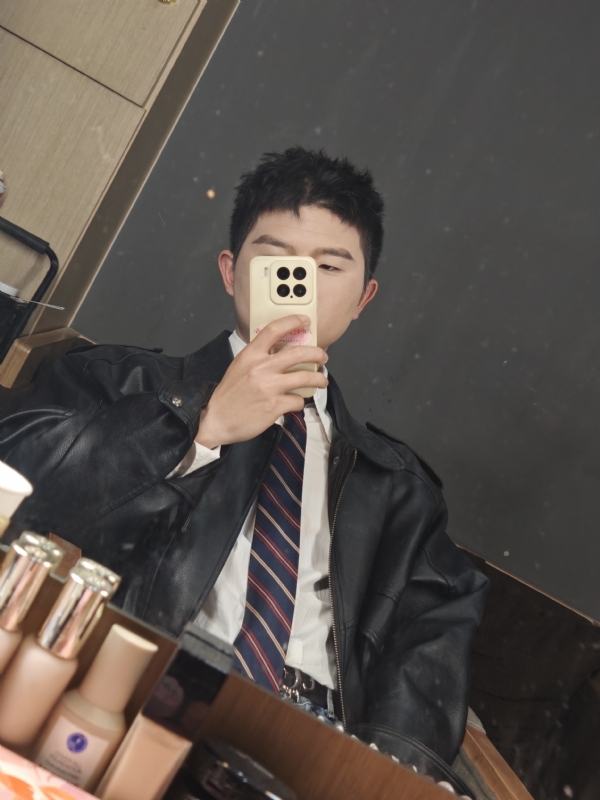 郝天翔的第一张照片--南宁相亲服务中心