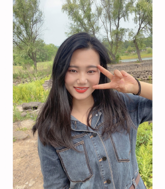 月亮的第一张照片--南宁相亲服务中心