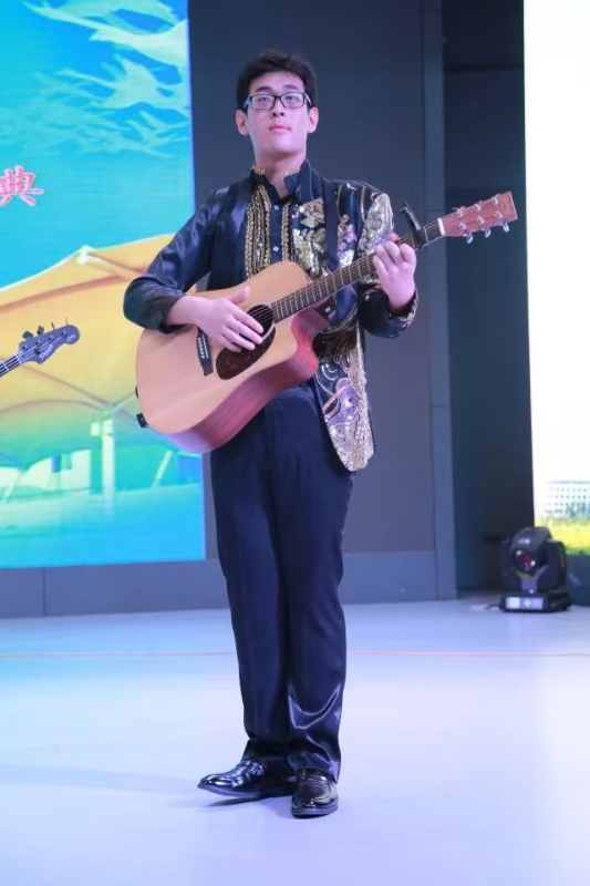 一叶知秋ZG的第一张照片--南宁相亲服务中心