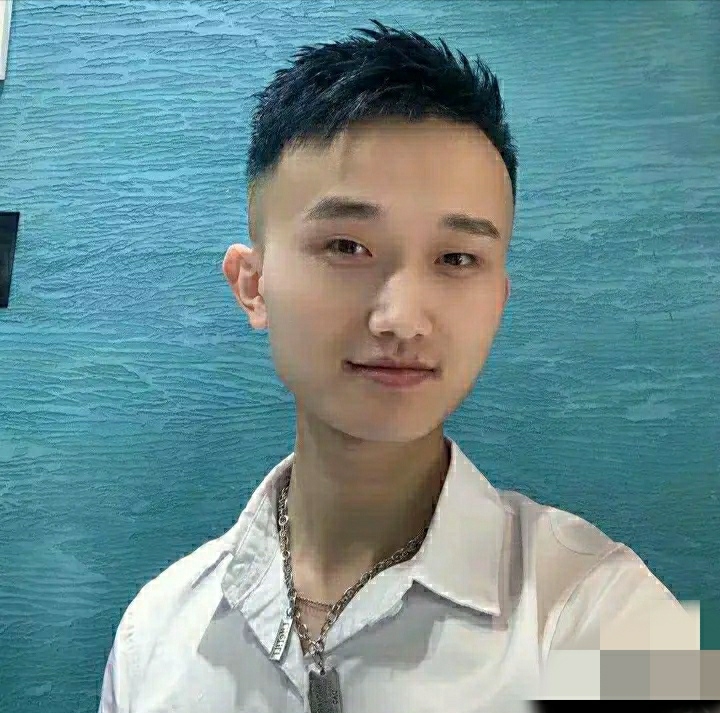 小哥哥的第一张照片--南宁相亲服务中心