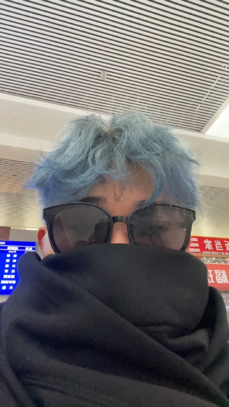 平行线的第一张照片--南宁相亲服务中心