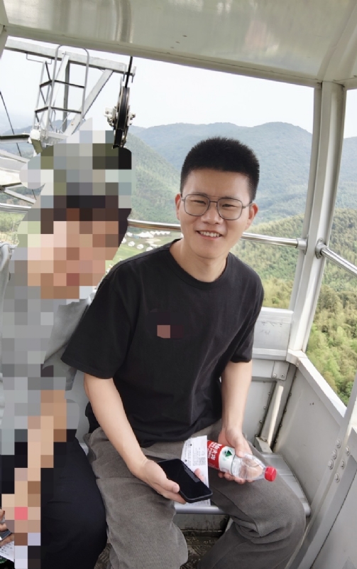 奔奔笨笨的第三张照片--南宁相亲服务中心