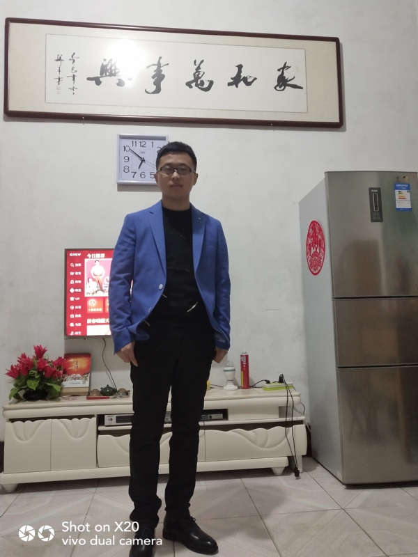 孤独的狼的第一张照片--南宁相亲服务中心